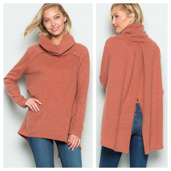 🦋MAKE AN OFFER!🦋Dark Apricot Split Back Top - Picture 3 of 4